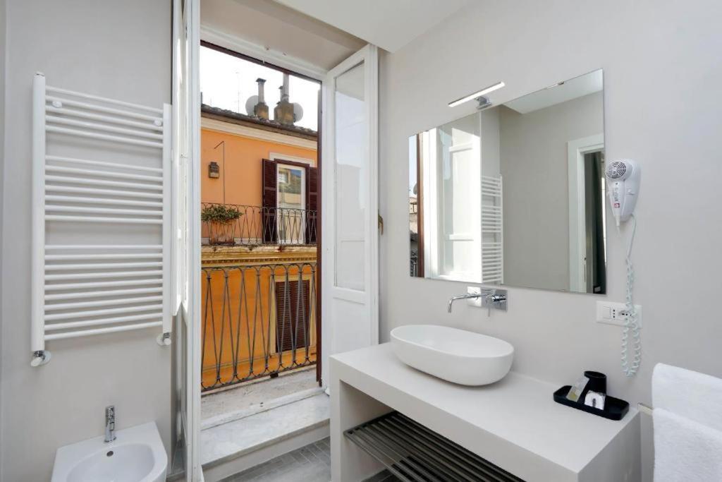 Boutique Suites Della Croce Rome Luaran gambar
