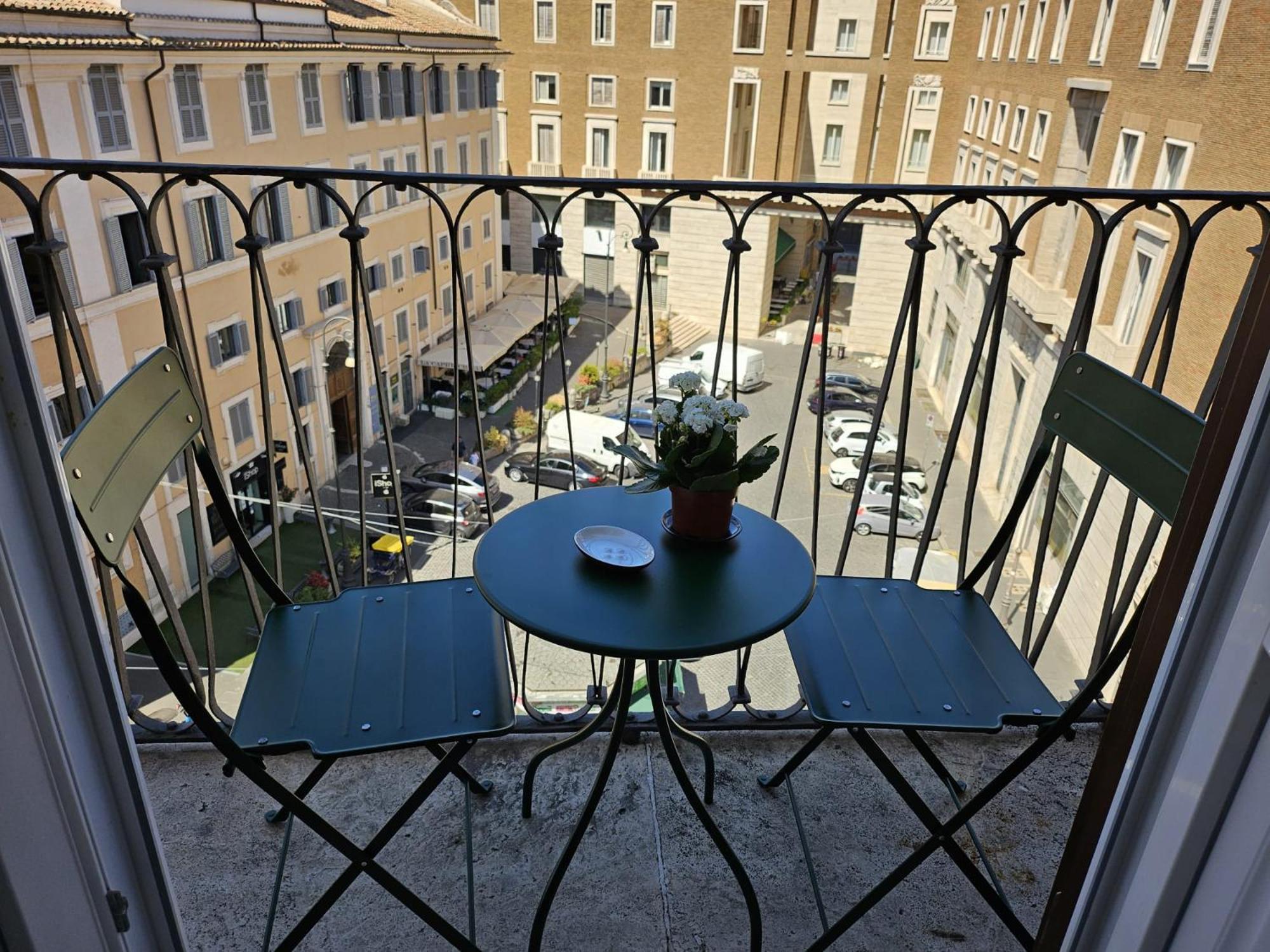 Boutique Suites Della Croce Rome Luaran gambar